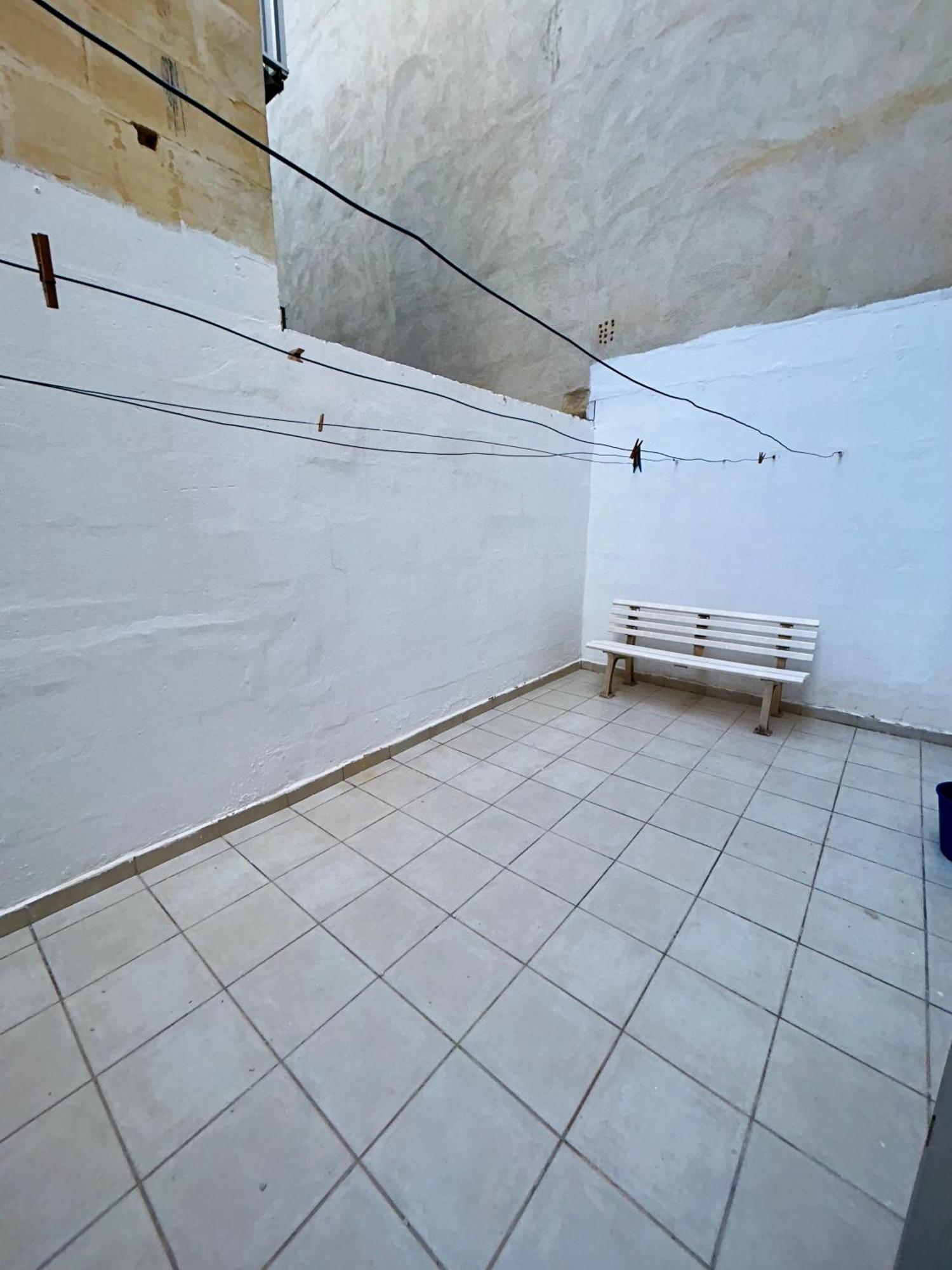 Beach Front 3-Bedroom Holiday Home Mellieħa Exterior foto